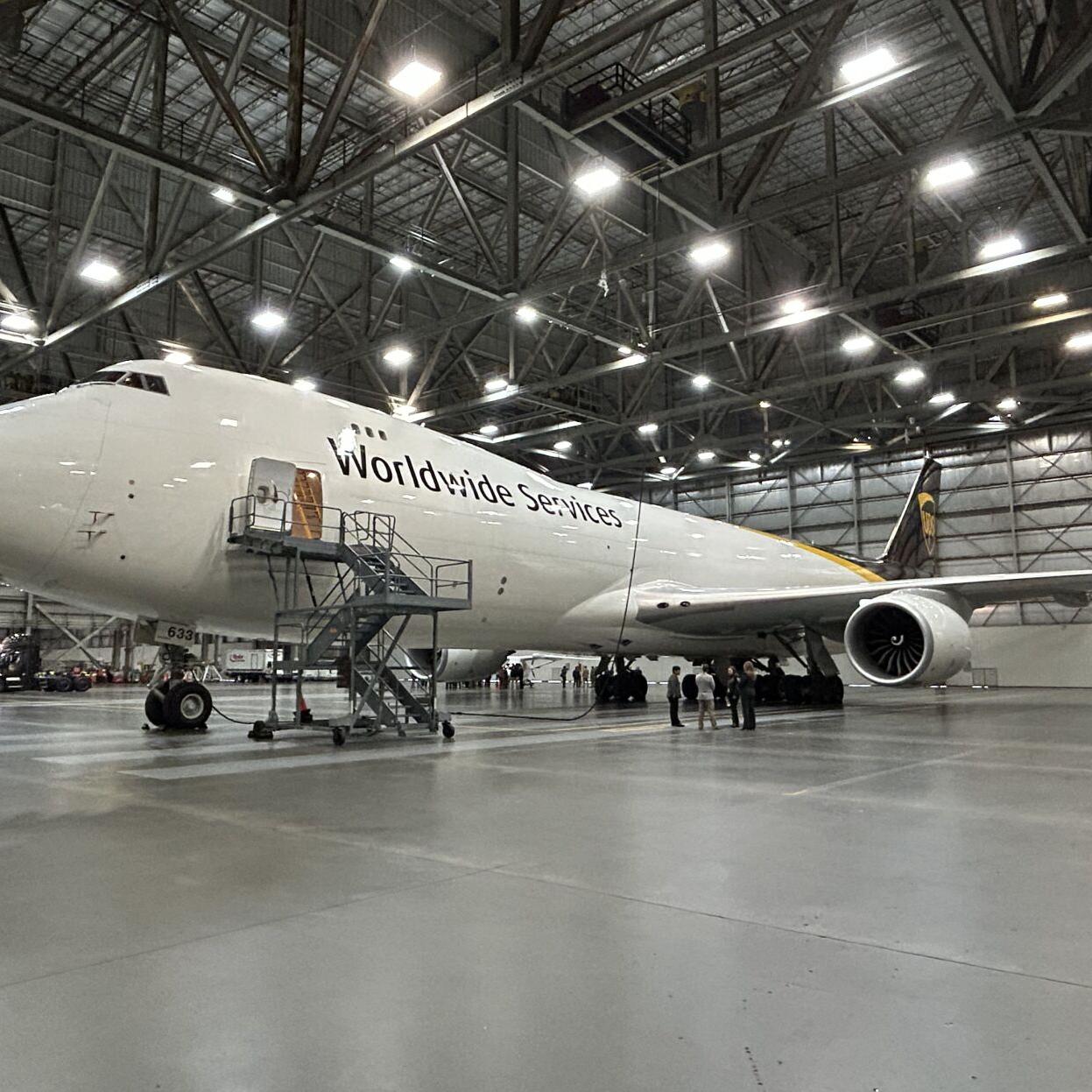 UPS 747-8 at Worldport 2